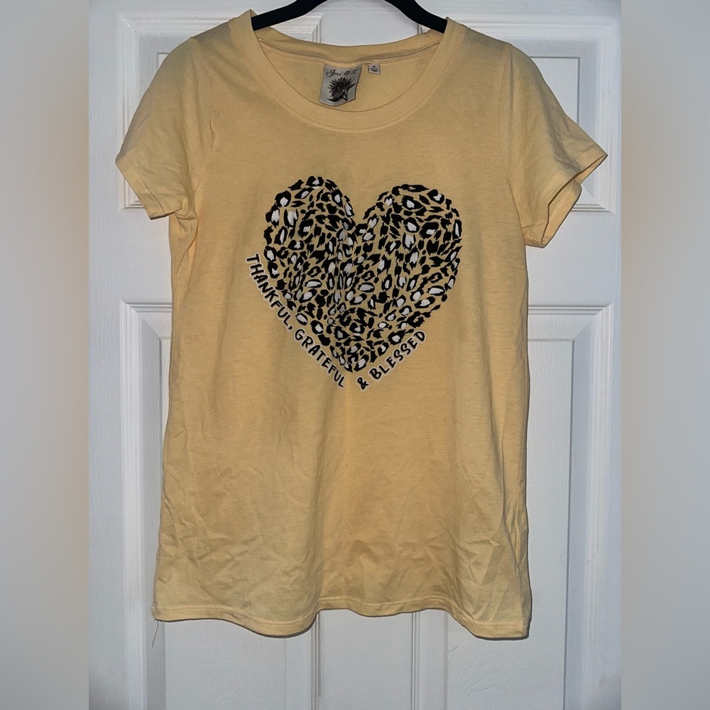 Women's Yellow Tee with Leopard Heart Design EUC